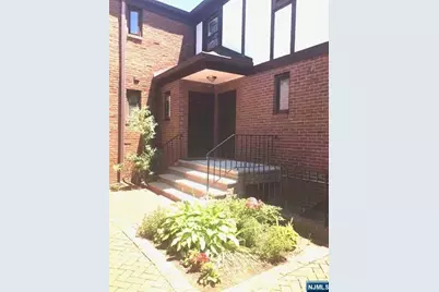 520 Broad Avenue 11 #11, Englewood, NJ 07631 - Photo 3