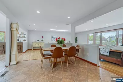 670 Swathmore Lane, Paramus, NJ 07652 - Photo 19