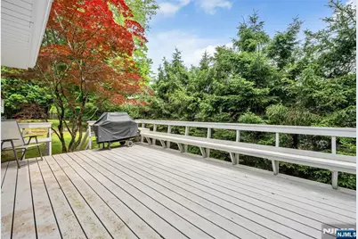 76 Ross Avenue, Demarest, NJ 07627 - Photo 25