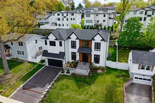 336 Lockwood Dr, Paramus, NJ 07652 - Photo 3