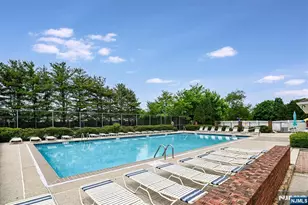 1030 Cumberland Ct 1030, Mahwah, NJ 07430 - Photo 25