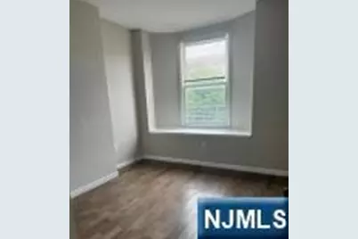 108 Peabody Place, Newark, NJ 07104 - Photo 9