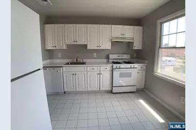 18 Prospect Street 4 #4, Palisades Park, NJ 07650 - Photo 7