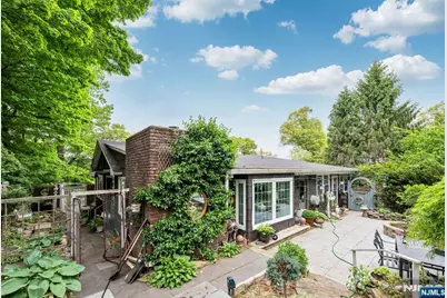 596 Wyckoff Avenue, Mahwah, NJ 07430 - Photo 21