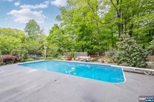 596 Wyckoff Ave, Mahwah, NJ 07430 - Photo 27