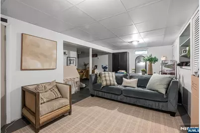 596 Wyckoff Avenue, Mahwah, NJ 07430 - Photo 15