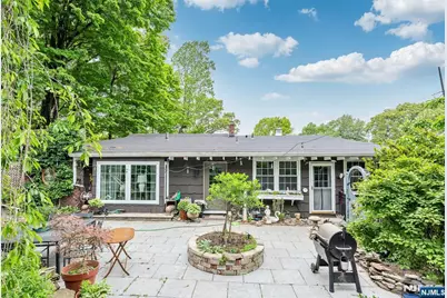 596 Wyckoff Avenue, Mahwah, NJ 07430 - Photo 19