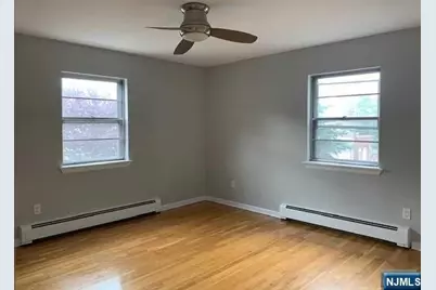 129-131 6th Street Apt 1 #Apt 1, Fairview, NJ 07022 - Photo 5