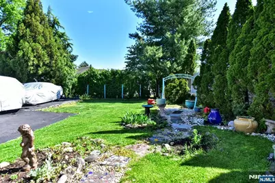 343 Union Street, Lodi, NJ 07644 - Photo 25