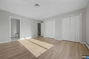 22 Flynn Pl, Wayne, NJ 07470 - Photo 5