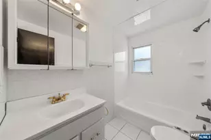 32-06 Rosalie St, Fair Lawn, NJ 07410 - Photo 17