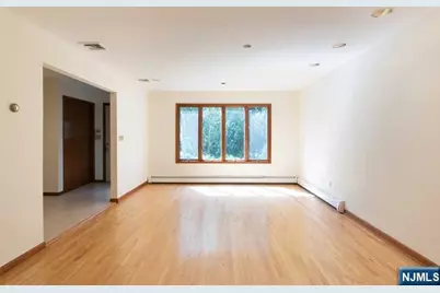 20 Michele Court, Cresskill, NJ 07626 - Photo 11