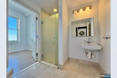 2000 West Street, Union City, NJ 07087 - Photo 15