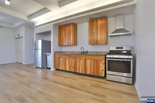 2000 West St, Union City, NJ 07087 - Photo 7