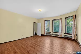 366 7th Ave, Newark, NJ 07107 - Photo 21