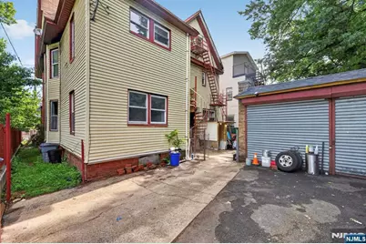 366 7th Avenue, Newark, NJ 07107 - Photo 3