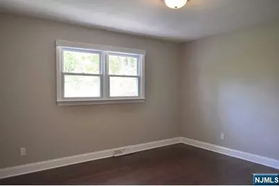 176 Yawpo Avenue, Oakland, NJ 07436 - Photo 11