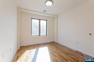 17 Meadow Road 401, Rutherford, NJ 07070 - Photo 17