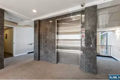 17 Meadow Road 401 #401, Rutherford, NJ 07070 - Photo 27