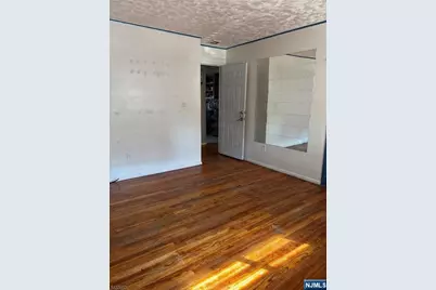 106-108 Smith Street, Newark, NJ 07106 - Photo 25