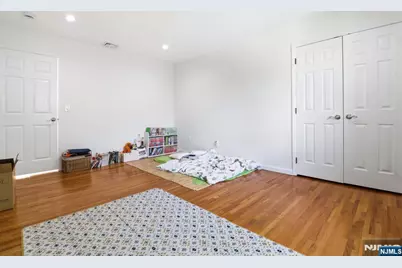 123 Hickory B #B, Tenafly, NJ 07670 - Photo 15