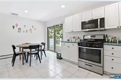 123 Hickory B #B, Tenafly, NJ 07670 - Photo 9