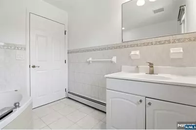 123 Hickory B #B, Tenafly, NJ 07670 - Photo 23