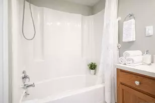 2111 Hilltop Rd, Mahwah, NJ 07430 - Photo 13