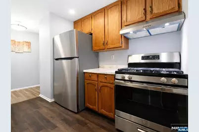 2111 Hilltop Road, Mahwah, NJ 07430 - Photo 5