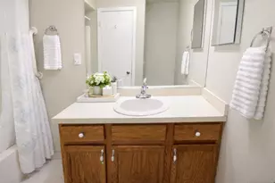 2111 Hilltop Rd, Mahwah, NJ 07430 - Photo 11