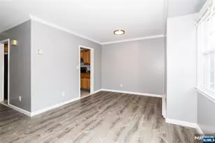 190 Park St, East Orange, NJ 07017 - Photo 11