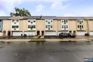 190 Park St, East Orange, NJ 07017 - Photo 3