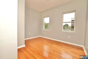 395 S 15th St, Newark, NJ 07103 - Photo 9