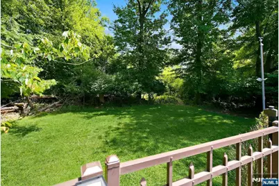 8 Mariani Drive, Little Ferry, NJ 07643 - Photo 39