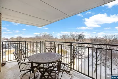 7855 Boulevard E 6A #6A, North Bergen, NJ 07047 - Photo 11