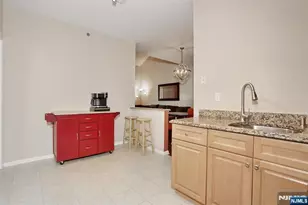 175 Rochelle Ave 321, Rochelle Park Township, NJ 07662 - Photo 21