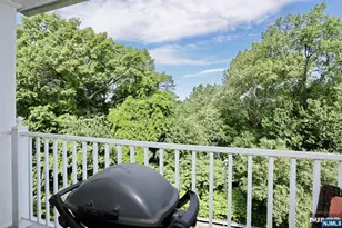 175 Rochelle Ave 321, Rochelle Park Township, NJ 07662 - Photo 17