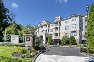 175 Rochelle Ave 321, Rochelle Park Township, NJ 07662 - Photo 1