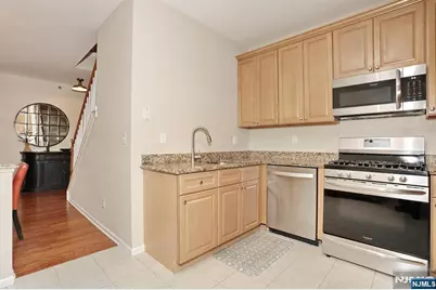 175 Rochelle Avenue 321 #321, Rochelle Park Township, NJ 07662 - Photo 19