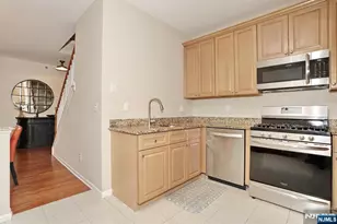 175 Rochelle Ave 321, Rochelle Park Township, NJ 07662 - Photo 19