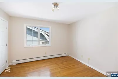 136A Fulton Avenue, Fairview, NJ 07022 - Photo 15