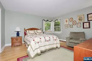 908 N Monroe St, Midland Park, NJ 07450 - Photo 15