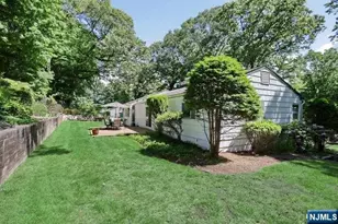 908 N Monroe St, Midland Park, NJ 07450 - Photo 23