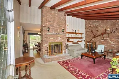 908 N Monroe Street, Midland Park, NJ 07450 - Photo 3
