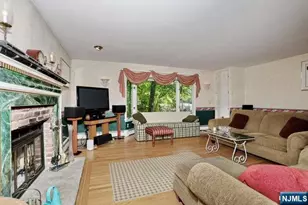 908 N Monroe St, Midland Park, NJ 07450 - Photo 7