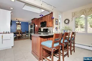 908 N Monroe St, Midland Park, NJ 07450 - Photo 11