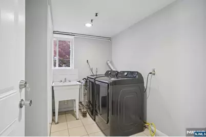 1018 Inwood Terrace, Fort Lee, NJ 07024 - Photo 27