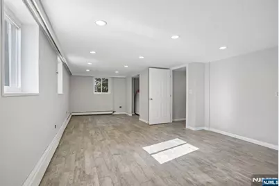 1018 Inwood Terrace, Fort Lee, NJ 07024 - Photo 25