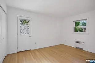 1018 Inwood Terrace, Fort Lee, NJ 07024 - Photo 17
