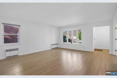 1018 Inwood Terrace, Fort Lee, NJ 07024 - Photo 7